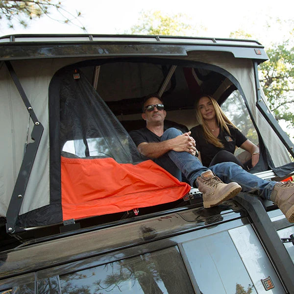 Badass Tents 2005-2016 Land Rover LR3 / LR4 / Discovery 3 / Discovery 4 CONVOY® Rooftop Tent w/ Low Mount Crossbars