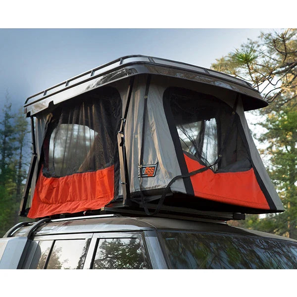 Badass Tents 2005-2016 Land Rover LR3 / LR4 / Discovery 3 / Discovery 4 CONVOY® Rooftop Tent w/ Low Mount Crossbars